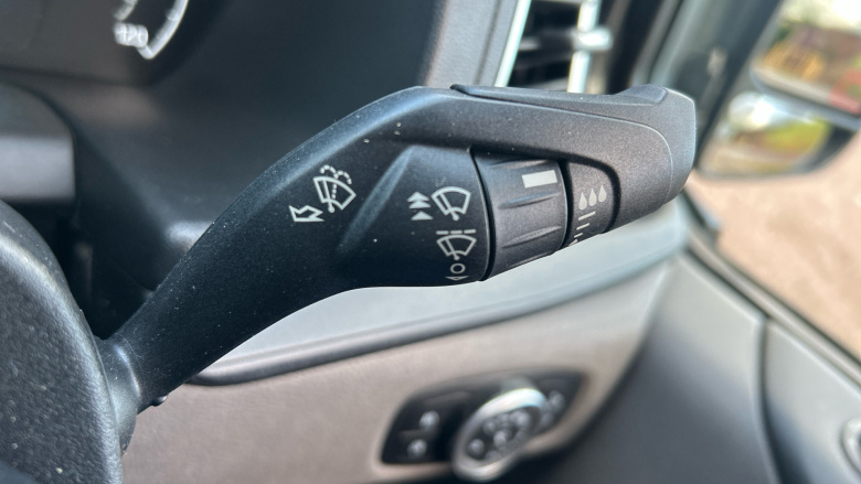 Ford Transit Custom 280 L1 Diesel Fwd 2.0 EcoBlue 130ps Low Roof Limited Van